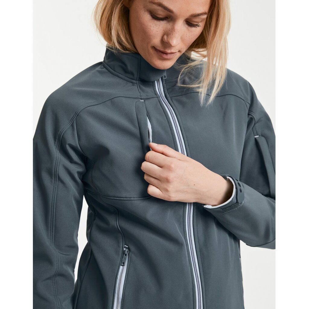 Moteriška vandeniui ir vėjui atspari kvėpuojanti Russell 0R410F0 Softshell striukė 4 Moteriška vandeniui ir vėjui atspari kvėpuojanti Russell 0R410F0 Softshell striukė 4